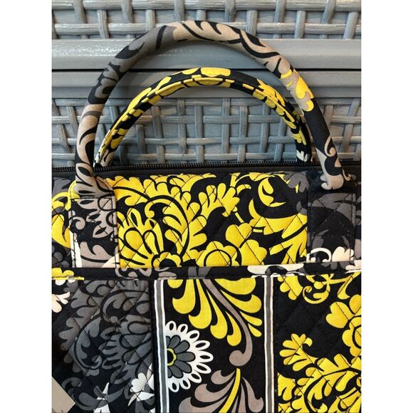 NWT Vera Bradley-Hard Shell Laptop Case with Strap-Baroque-Black Yellow Gray-Ret - Picture 4 of 7